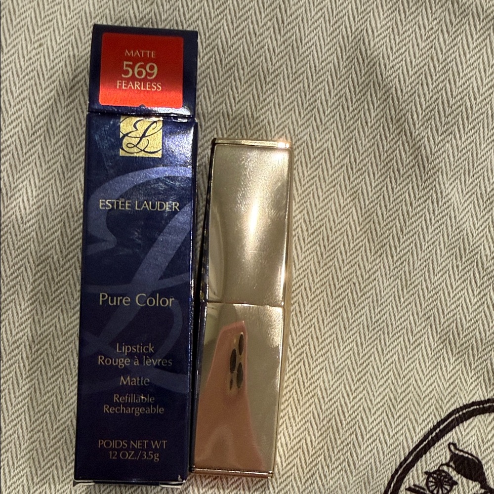 Estee Lauder Pure Color Matte Lipstick 569 Fearless - Red